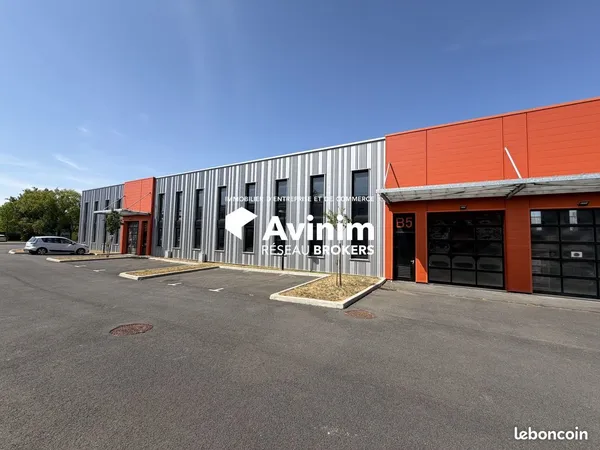 Local 232 m² Chauray