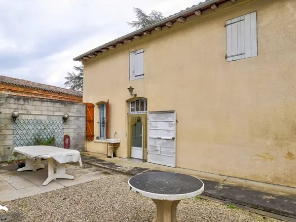 Maison 5 pièces 140 m²