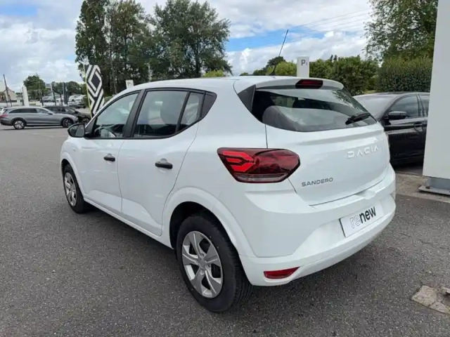 Dacia Sandero eco-g 100 — photo 3
