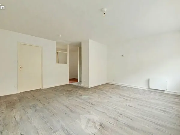 Studio 1 pièce 32 m²