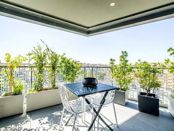Vends t4 - 107 m² - Bordeaux 33000