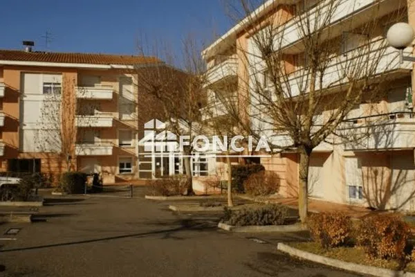 Studio 1 pièce 19 m²
