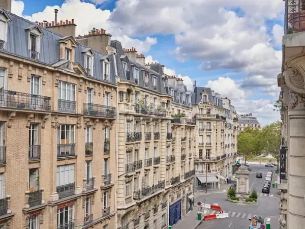 Appartement 6 pièces 150 m²