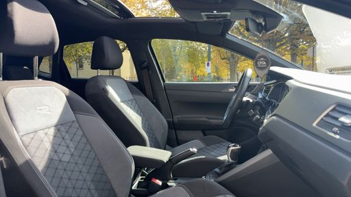 Volkswagen Polo 1.0 TSI 116 DSG7 - R-Line – 2024 – 18110 km – Essence – Boîte Automatique — photo 14
