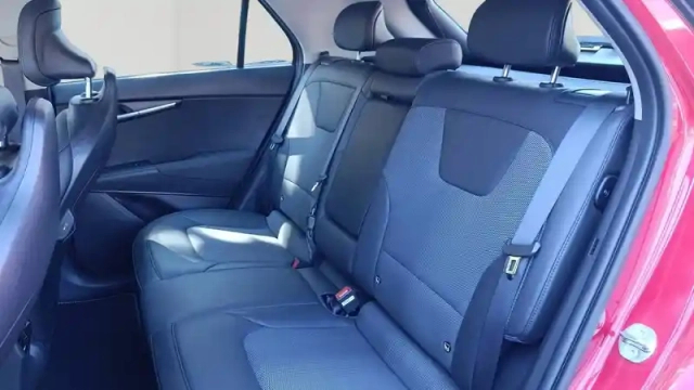 Kia Niro ev electrique 204 ch — photo 21