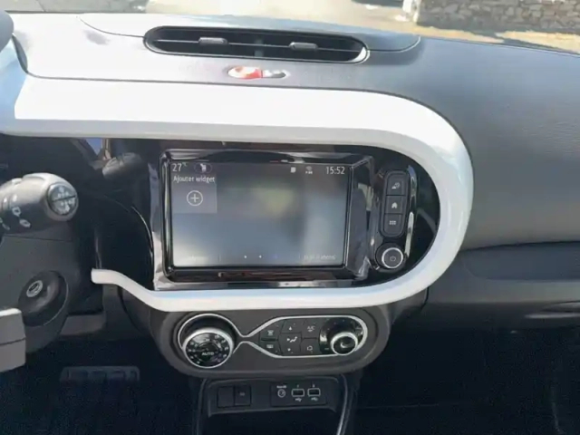 Renault Twingo iii achat intégral - 21 — photo 12