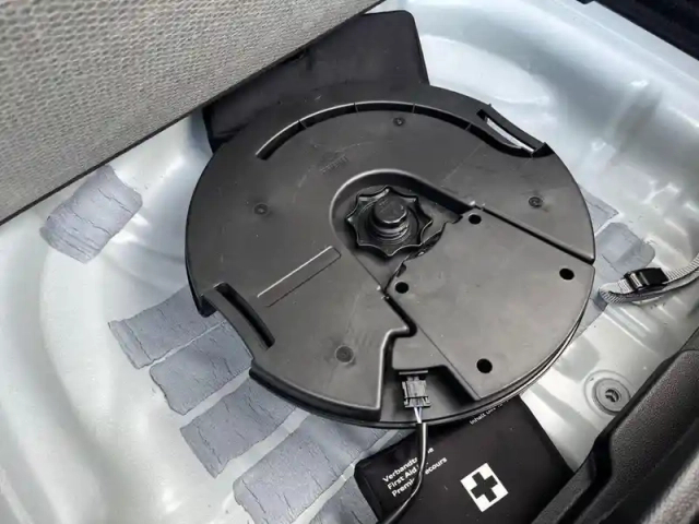 Audi Q2 35 tdi 150 s tronic 7 — photo 37