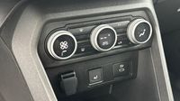 Dacia Sandero 1.0 TCe 90ch Stepway Extreme -24 — photo 15
