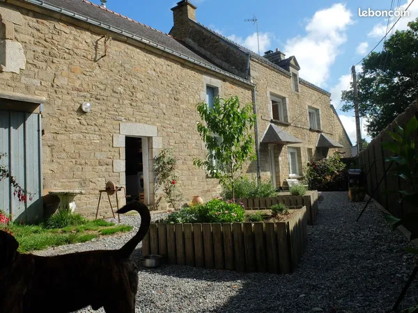 Longere 4000 m2 de terrain