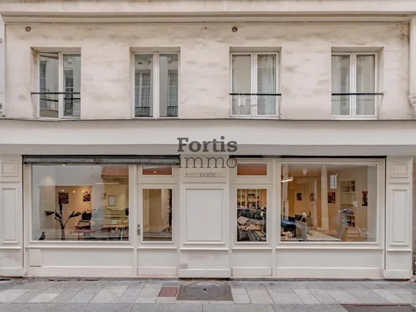PARIS 2 - QUARTIER MONTORGUEIL - RUE MANDAR - LOCAL COMMERCIAL