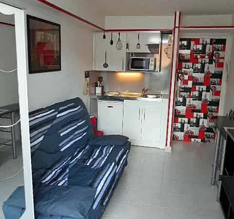 Studio 1 pièce 13 m²