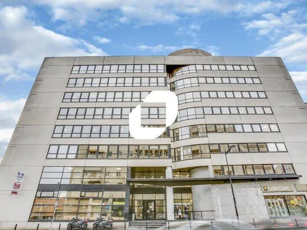 Bureaux 6466 m²