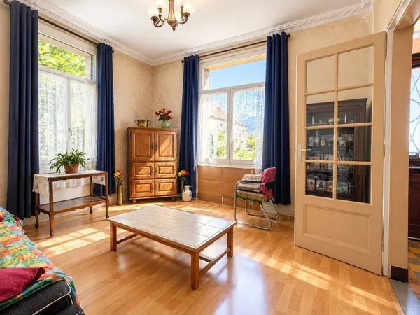 Maison 4 pièces 188 m²
