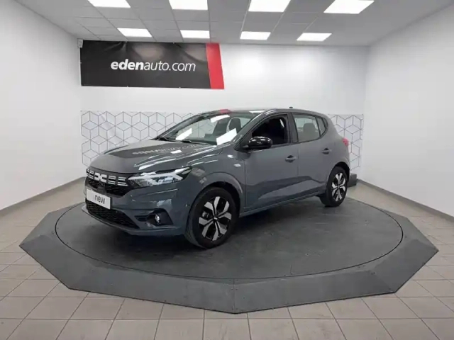 Dacia Sandero tce 90 gsr2 — photo 1