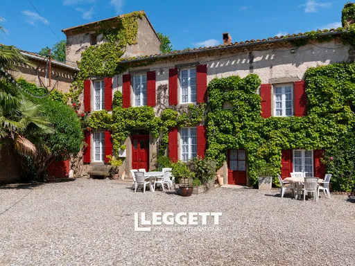 Maison 21 pièces 552 m²