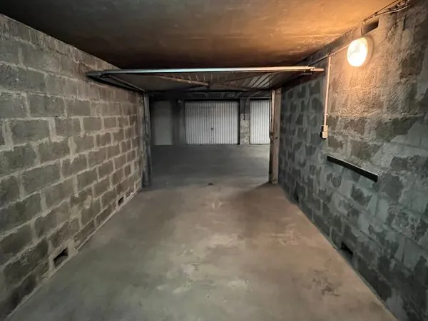 Garage à louer