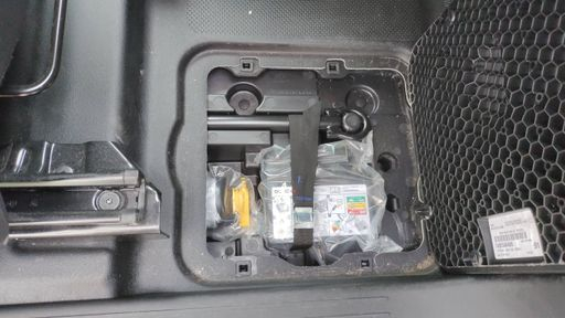 Renault Kangoo 1.5 Blue dCi 95 - Techno – 2023 – 63790 km – Diesel – Boîte Manuelle — photo 12