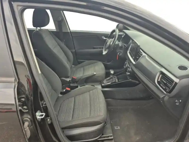 Kia Stonic 1.0 t-gdi 100ch active business dct7 — photo 15