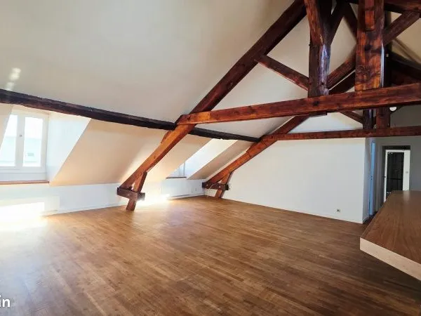 Appartement 5 pièces 97 m²