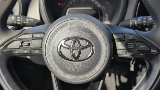 Toyota Aygo X 1.0 VVT-i 72 BVA5 - Dynamic – 2025 – 2454 km – Essence – Boîte Automatique — photo 6