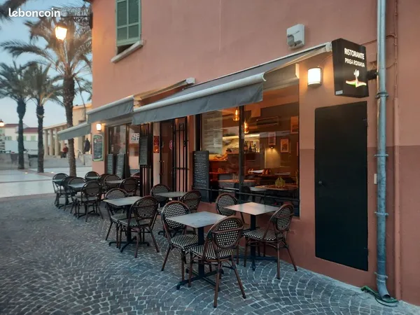Sanary sur mer-restaurant avec terrasse-fond de commerce 90.000 euros
