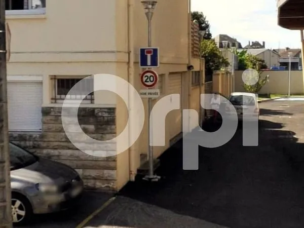 Parking 20 m²