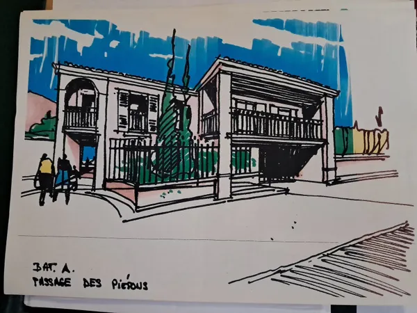 Sanary sur mer (83) A vendre hyper centre T3/4 appartement 82 m2 rez-de-chaussée terrasse de 7m2