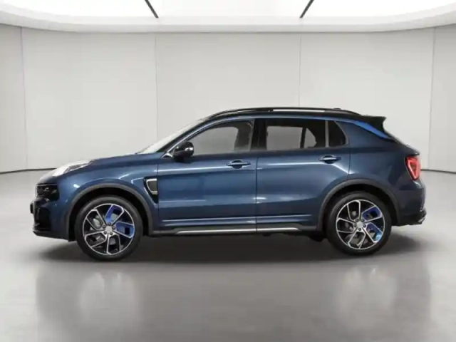 Lynk&Amp;Co 01 1.5 phev 261ch dcth 7 — photo 4