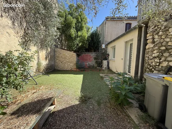 Maison 7 pièces 230 m²