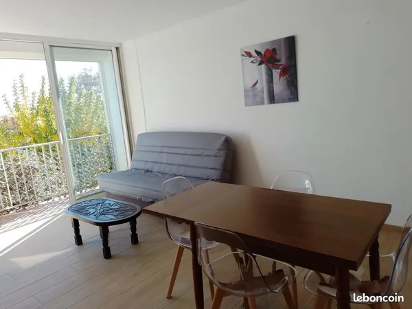 T2 meublé à l'année Grau d Agde avec parking