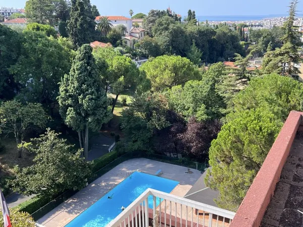 Appartement 4 Pièces 78m2 Cimiez Dernières étages Vue Mer