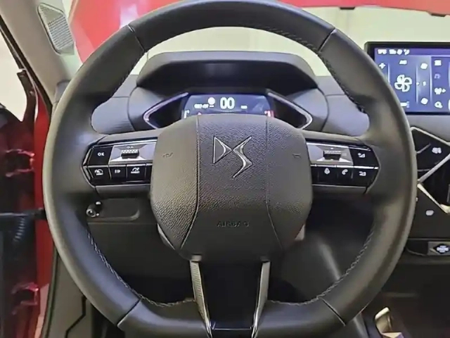 Ds Ds 3 puretech 100 bvm6 — photo 19