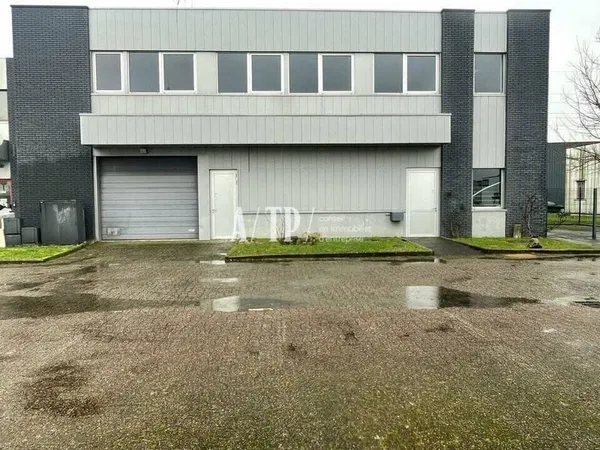 Local d'activité 400 m²