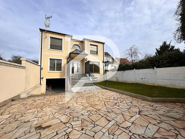 Maison 6 pièces 178 m²