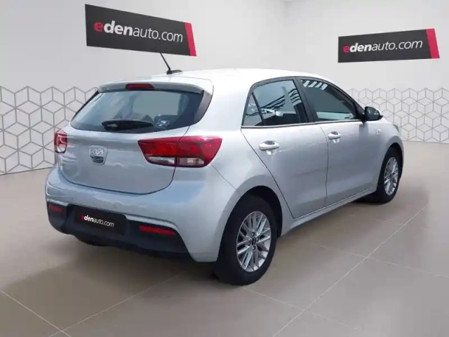 Kia Rio 1.2 dpi 84ch bvm5 — photo 5