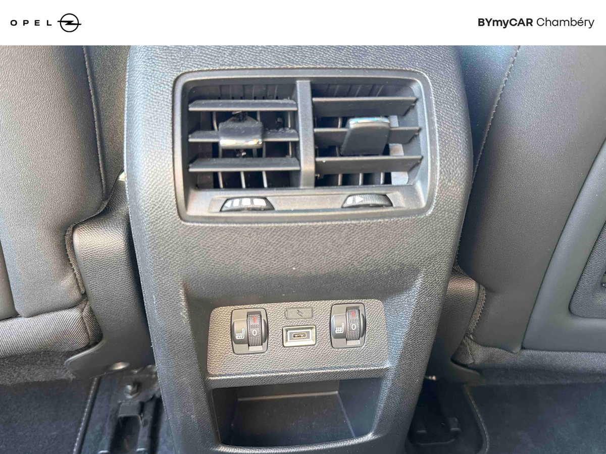 Opel Astra Hybride Rechargeable 180 ch BVA8 — photo 17