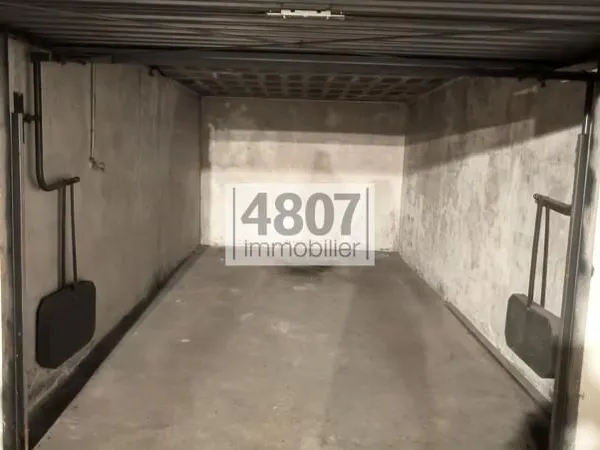 Garage/box 17 m² Annecy