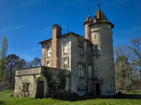 Maison 17 pièces 450 m²