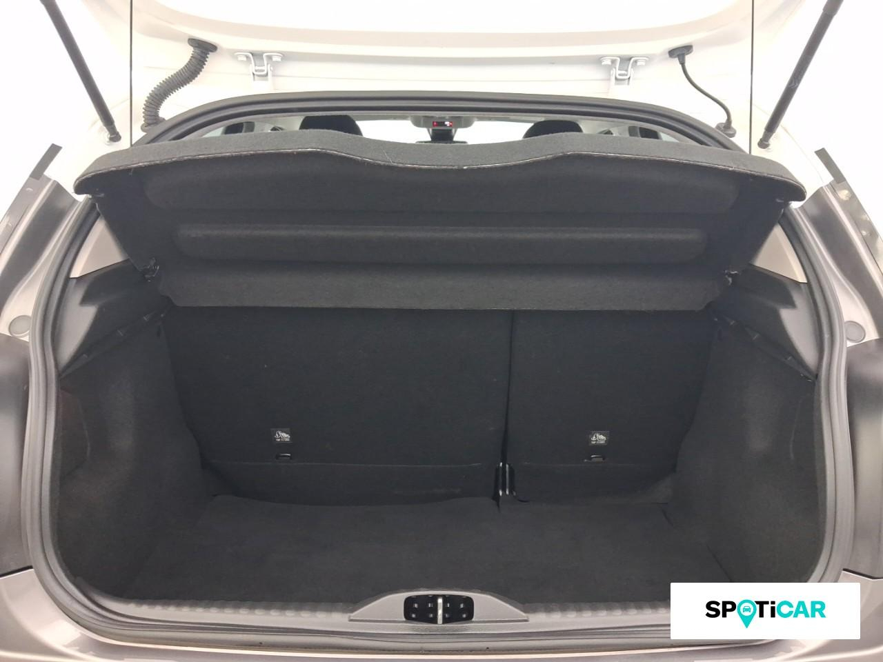 Citroën C3 1.2 puretech 110ch s&s elle — photo 6