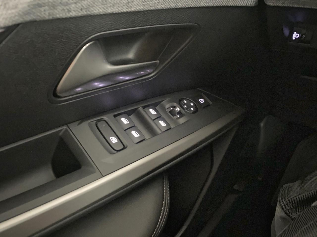 Peugeot 3008 hybrid 145 e-dcs6 allure business — photo 20