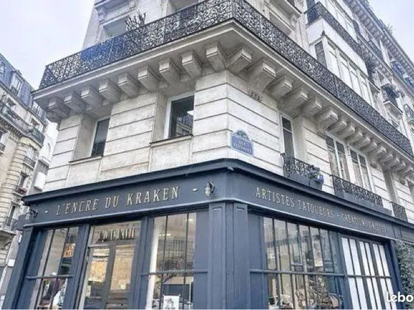 Centre Médical 75016 à vendre 615m2