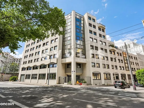 Bureaux 130 m²