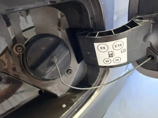 Renault Captur tce 155 edc fap — photo 26