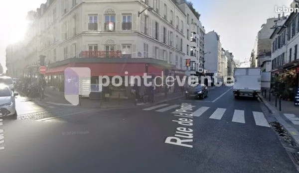 Service immobilier 101 m²