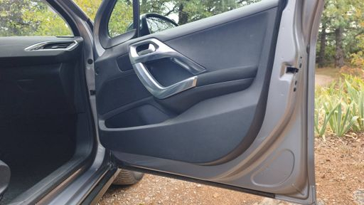 Peugeot 2008 1.6 VTi 120 - Allure – 2013 – 145338 km – Essence – Boîte Manuelle — photo 26