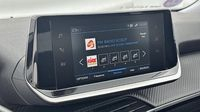 Peugeot 2008 1.2 PureTech 130ch S&S Style EAT8 — photo 13