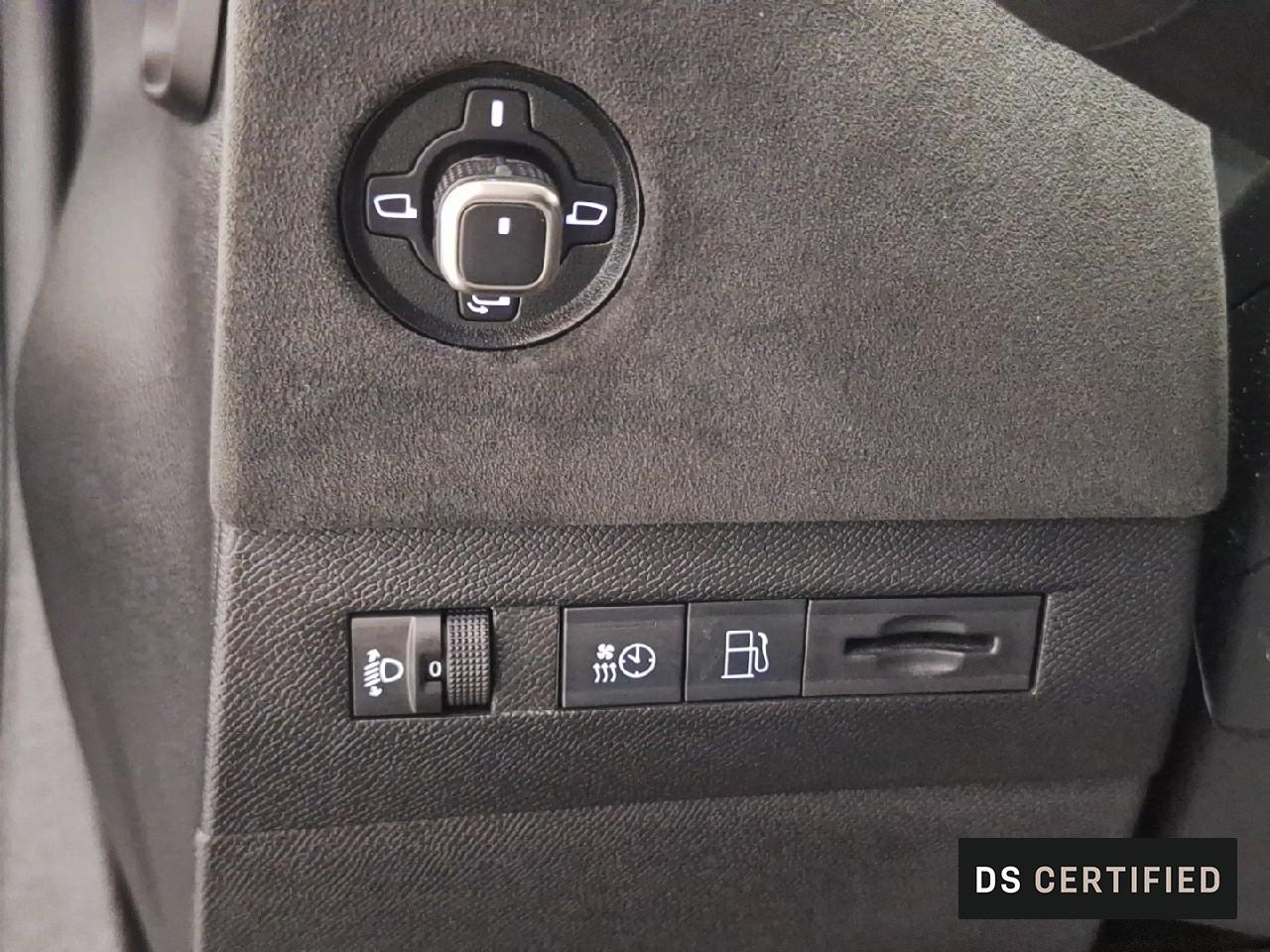Ds Ds 4 hybride e-tense 225 eat8 performance line — photo 23