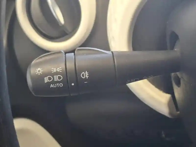 Renault Twingo iii sce 75 - 20 — photo 29