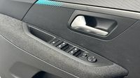 Peugeot 208 1.2 PureTech 100ch S&S Style 118g — photo 16
