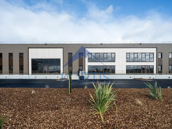 Local industriel 1188 m²